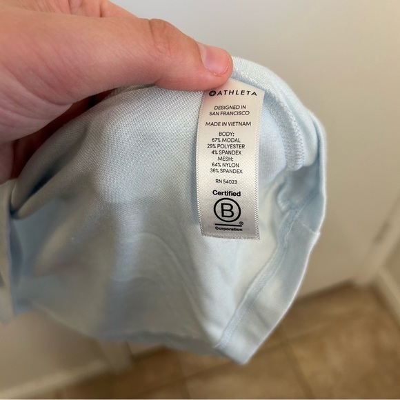 Athleta Cloudlight Hybrid Tank Too Ethereal Blue Size Medium Talk Breathable - Picture 4 of 7